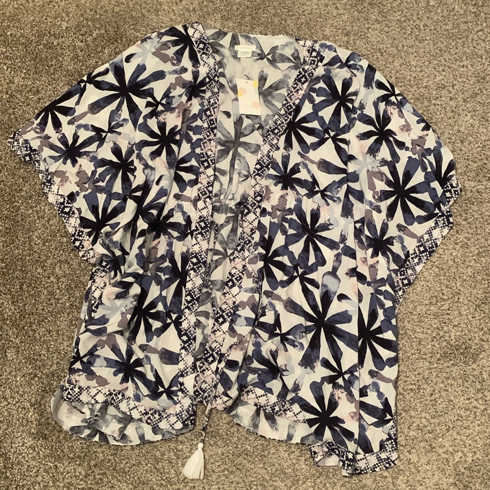 Shimera white watercolor cover up NWT